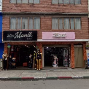 Casa Comercial Rentable en Barrio Venecia – Oportunidad Única de Inversión